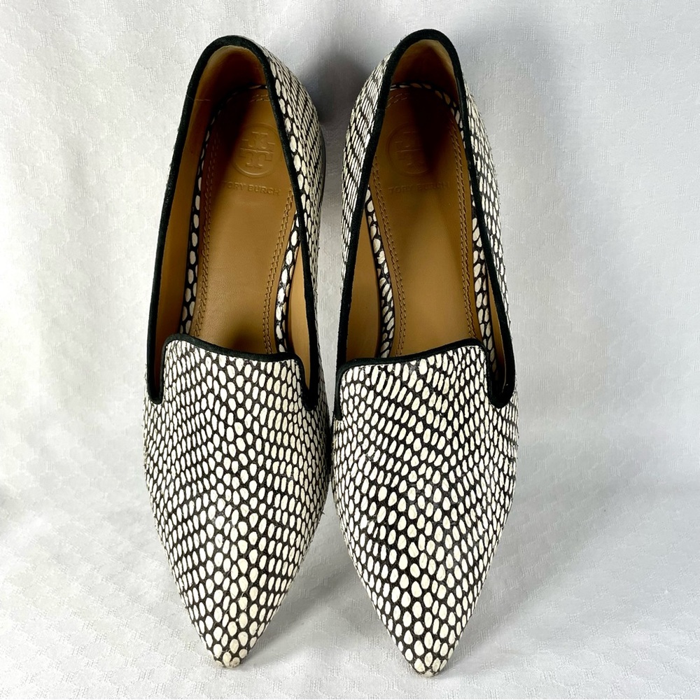 Tory Burch Snake Skin Pointed Toe Loafers Size 8